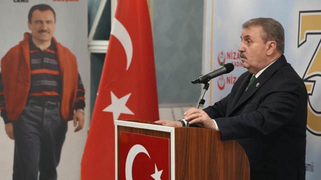 Destici’den Amsterdam’da net mesajlar: Emanete sahip çıkacağız