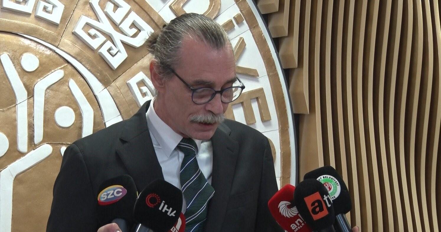 Etimesgut Belediyesi'ne 'zimmet' soruşturması: 4 gözaltı! Erdal Beşikçioğlu'ndan ilk açıklama