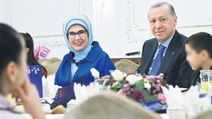 İftar sofrasında özel misafirler