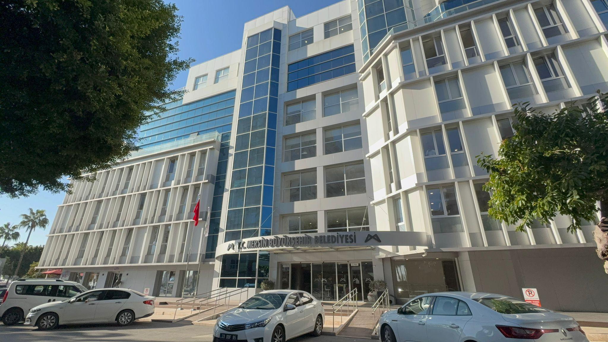 Mersin Büyükşehir Belediyesi'ne operasyonda 20 kişi daha gözaltı daha