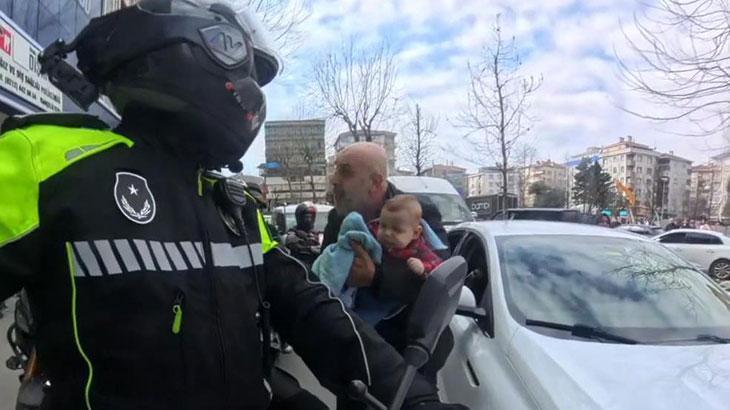 Motosikletteki kahraman! 3 aylık bebek hastaneye böyle yetiştirildi