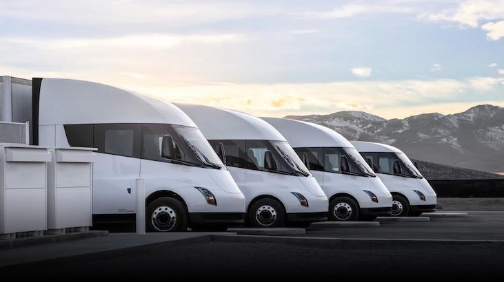 Tesla Semi sonunda üretime giriyor: Şoförler şimdiden memnun