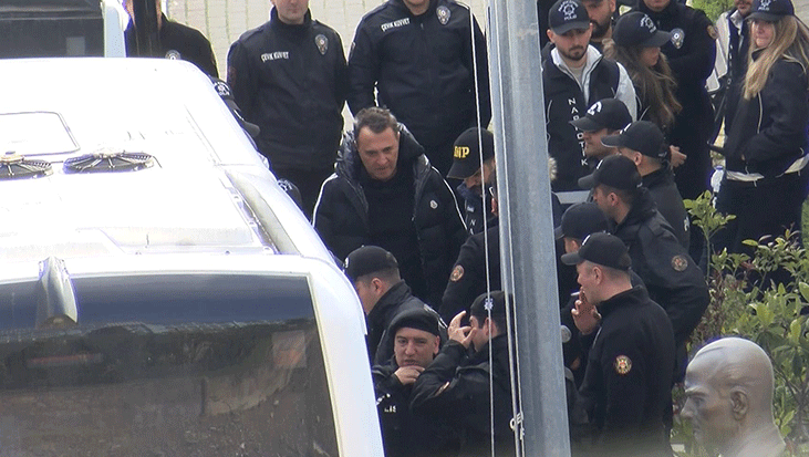 Ünlülere yönelik uyuşturucu soruşturması! Şüpheliler Adli Tıp Kurumu'na getirildi