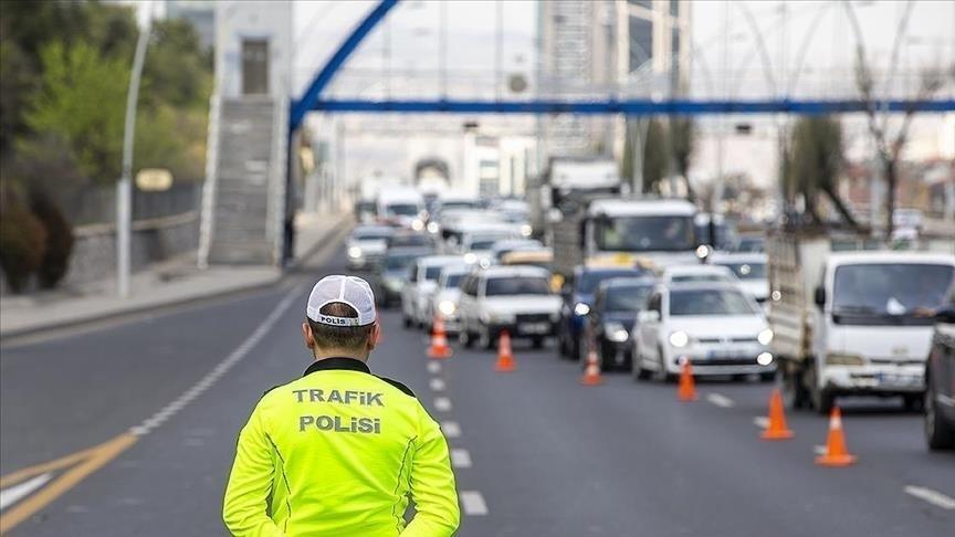 Başkentte 1 Mayıs kutlamaları nedeniyle bazı yollar trafiğe kapatılacak