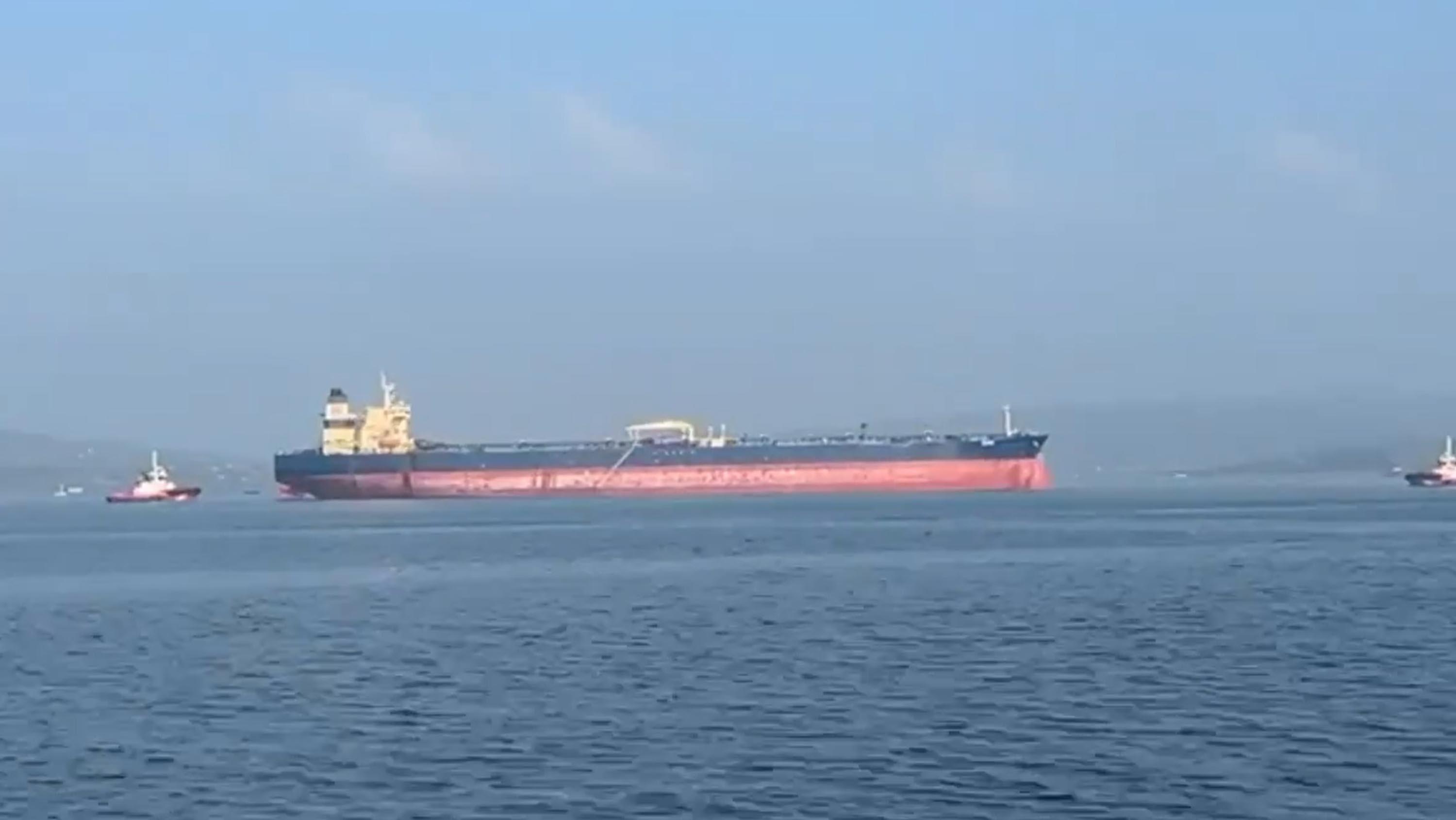 Çanakkale Boğazı’nda dev tanker arızası! 274 metrelik gemi römorkörlerle çekildi