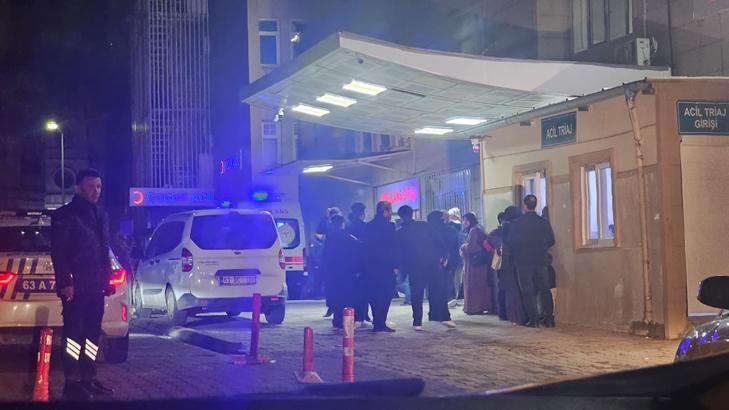 Evinin önünde dehşet! 20 yaşındaki genç boğazından bıçaklanarak öldü