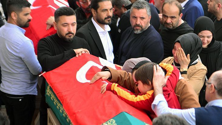 Kahramanmaraş'taki okul saldırısı! Hayatını kaybeden Zeynep Kılıç’ın annesinin sözleri yürekleri dağladı: 'Ablan cennete gitti oğlum'