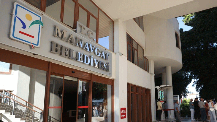 Manavgat Belediyesi'ne yeni operasyon! Çok sayıda gözaltı var
