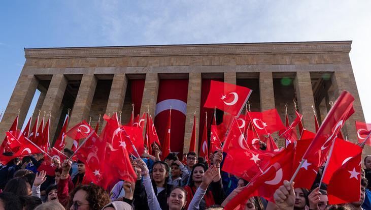 Siyasilerden 23 Nisan mesajları