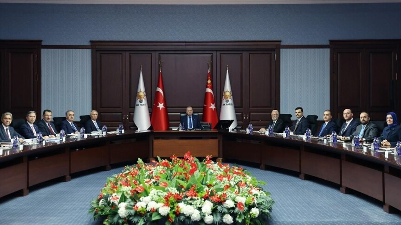 Son Dakika: AK Parti MYK, Erdoğan başkanlığında toplandı