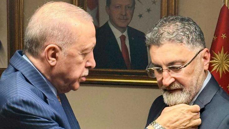 Son dakika… Serik Belediye Başkanı Kadir Kumbul AK Parti'ye geçti! Cumhurbaşkanı Erdoğan rozetini taktı