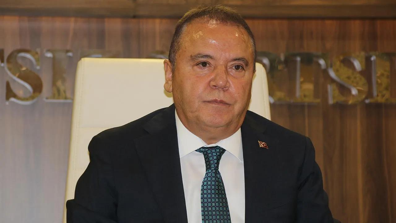 CHP’den Muhittin Böcek’e istifa baskısı