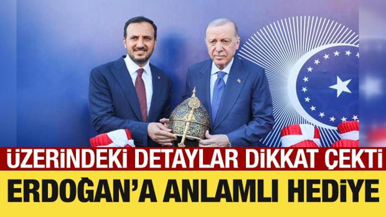 Cumhurbaşkanı Erdoğan’a özel hazırlanan miğfer hediye edildi