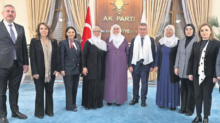 ‘Barış Anneleri’nden siyasi partilere ziyaret
