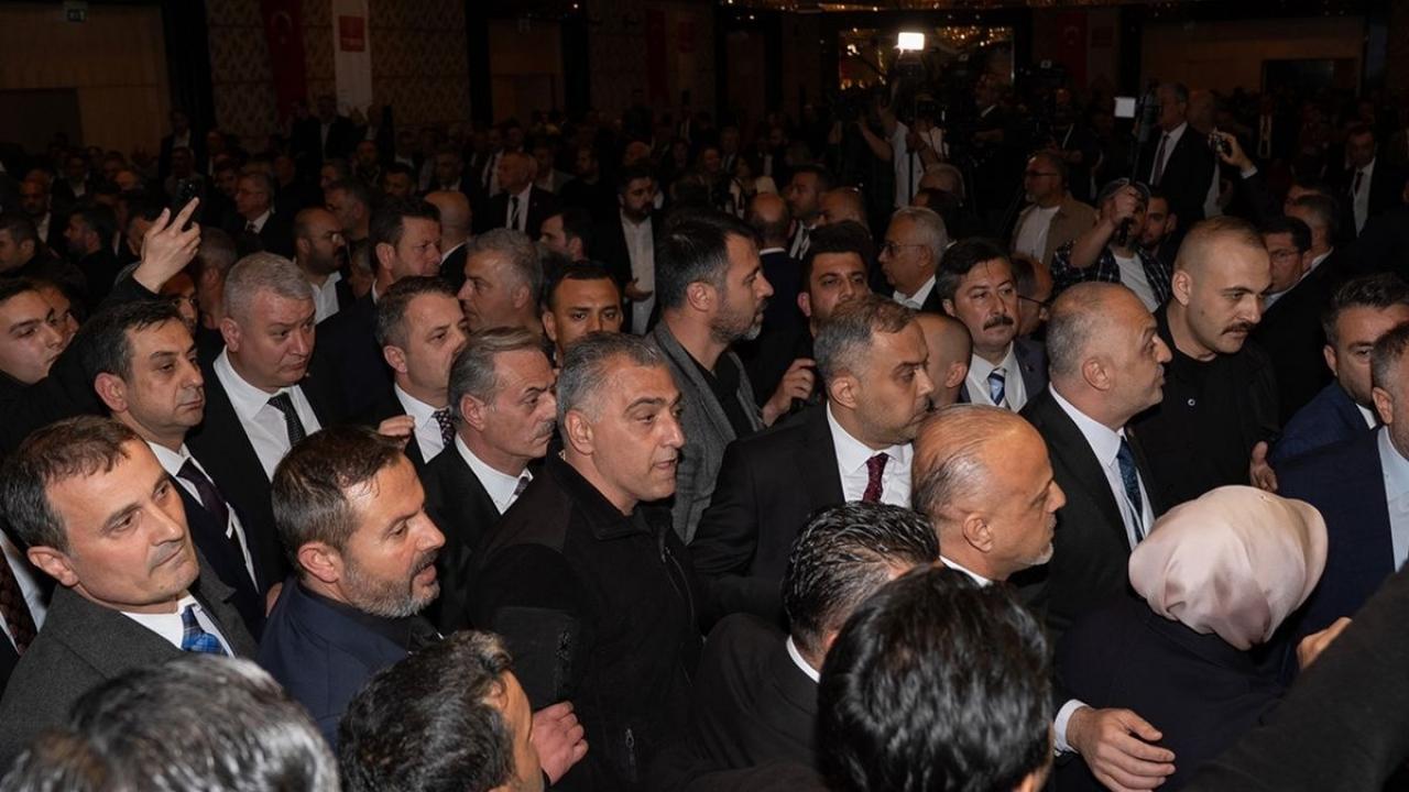 Olaylı TBB seçimlerini CHP’li Vahap Seçer kazandı