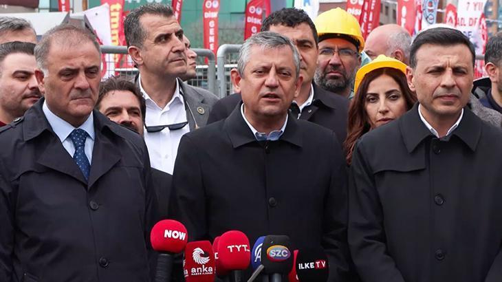 Özgür Özel Kadıköy'de 1 Mayıs kutlamalarına katıldı