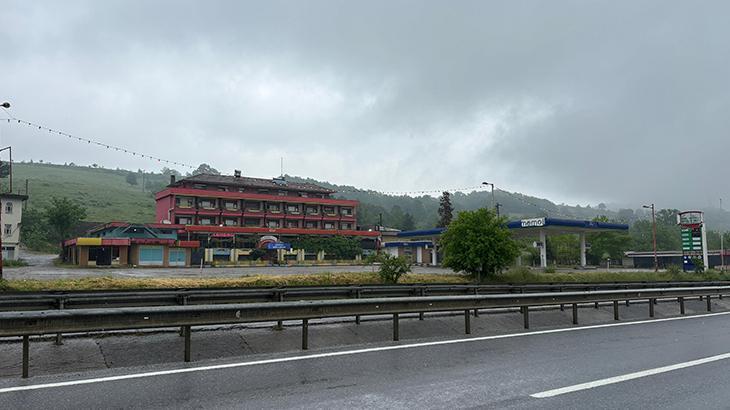 Sakarya'da otelde çatışma! 2 kişi öldü, 1 kişi ağır yaralı