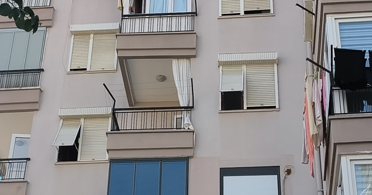 Antalya’da yaşlı anne ve kızı ölü bulundu!