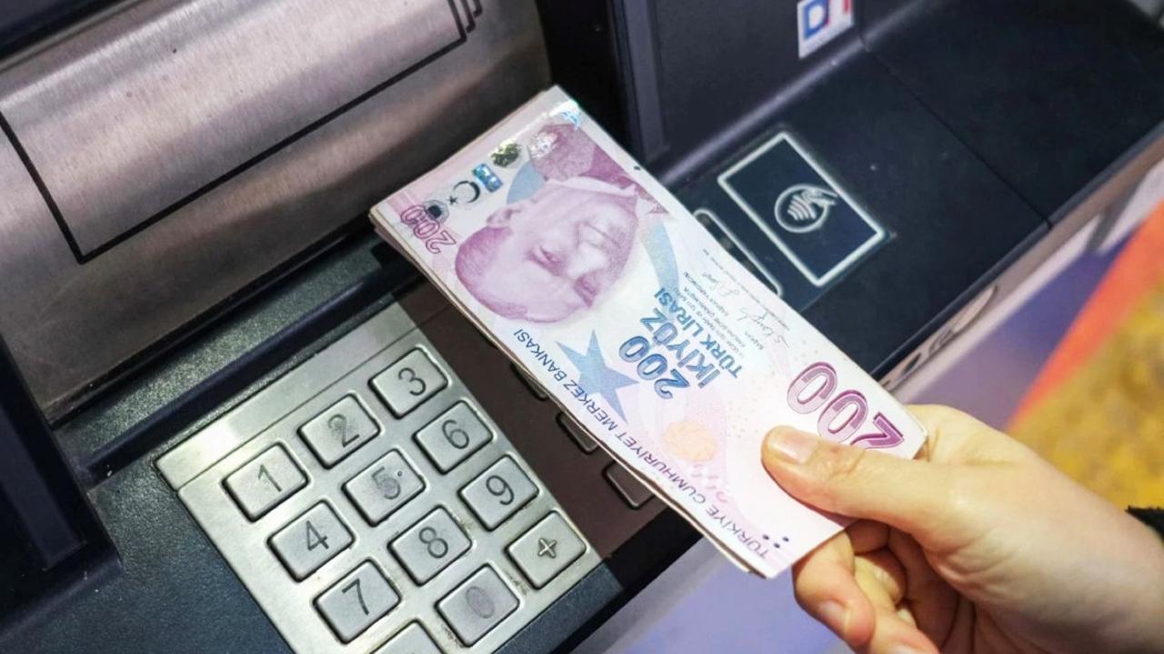 ATM’den para çekecekler dikkat! 6’sını yapmayan pişman oluyor
