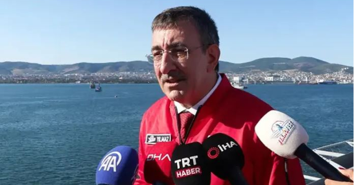 Cumhurbaşkanı Yardımcısı Yılmaz’dan “TEKNOFEST kuşağı” mesajı: Geleceğin mimarları gençler