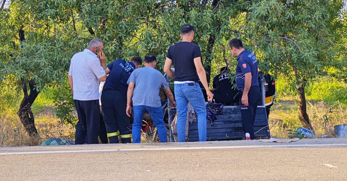 Isparta’da hafif ticari araç, patpata çarptı: 1 ölü, 5 yaralı