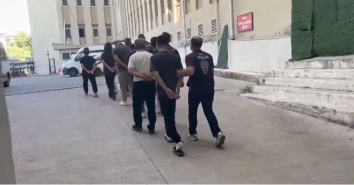 Rojin Kabaiş, Hiranur Nilgün Aygar ve Kıvanç Uman’ın ailelerini hedef alam siber zorbalara operasyon