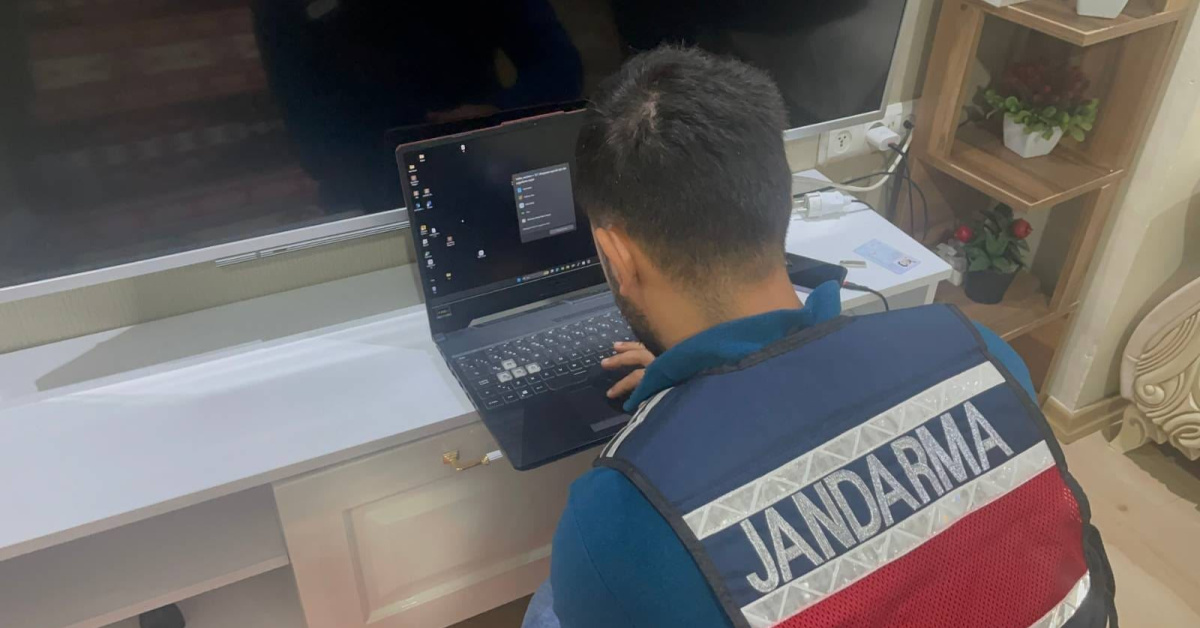 Dragon Hackerz’in 2 yöneticisine gözaltı