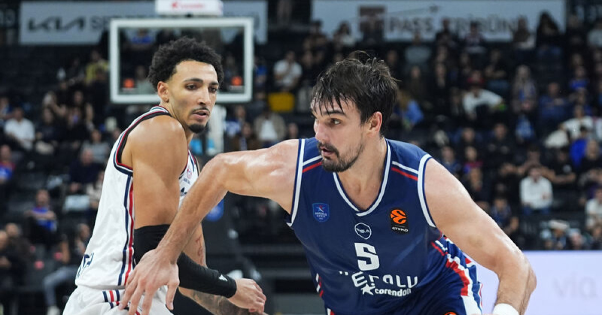 Anadolu Efes: 93 – Bayern Münih: 101 | MAÇ SONUCU