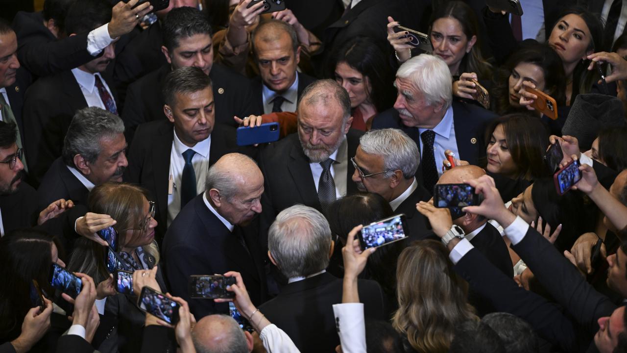 Bahçeli’den DEM Parti heyetine Demirtaş sorusu: Selamımı söyleyin!