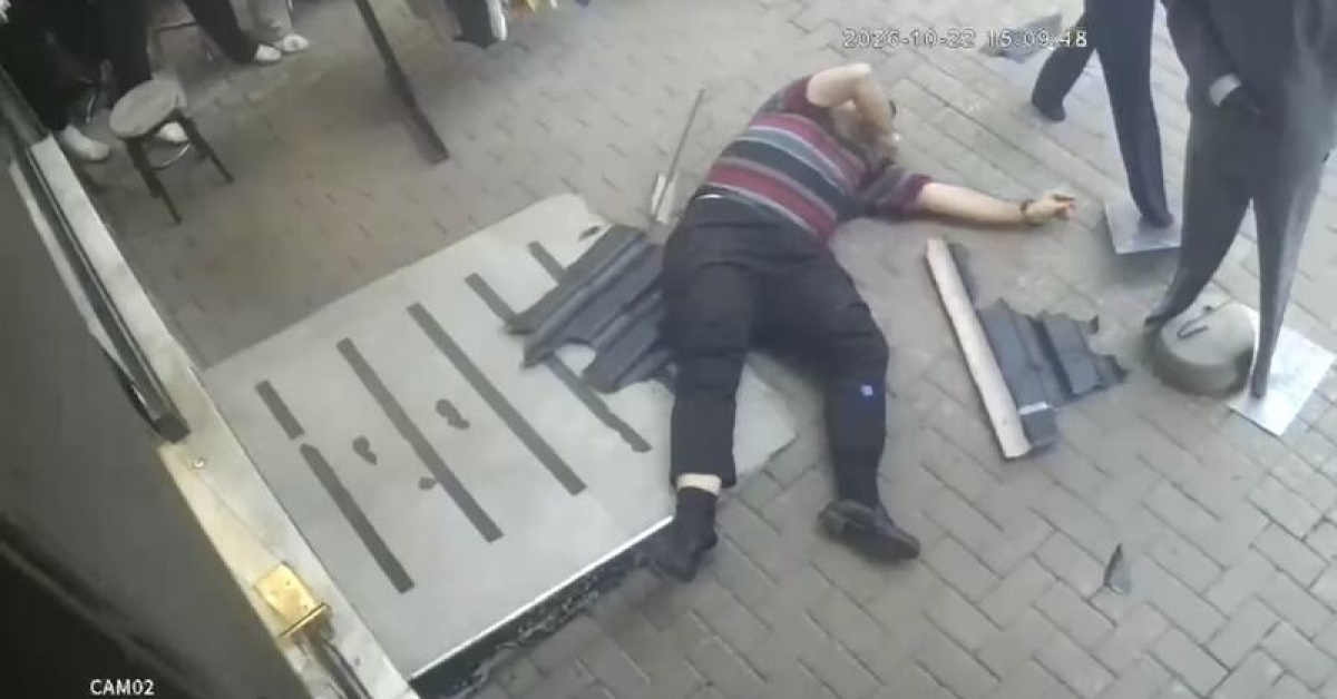 Bursa’da yaşandı! Kediyi kurtarmak isterken yere çakıldı