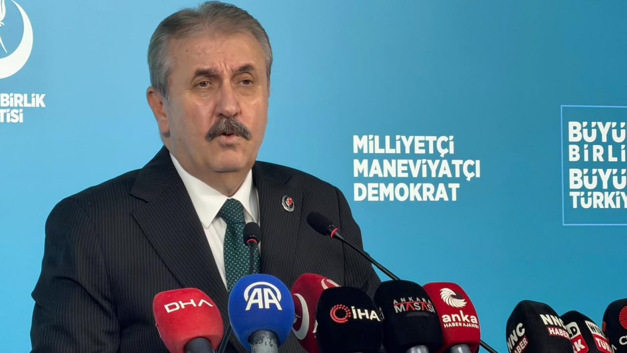 Destici, Aliya İzzetbegoviç’i vefatının 23. yıl dönümünde andı