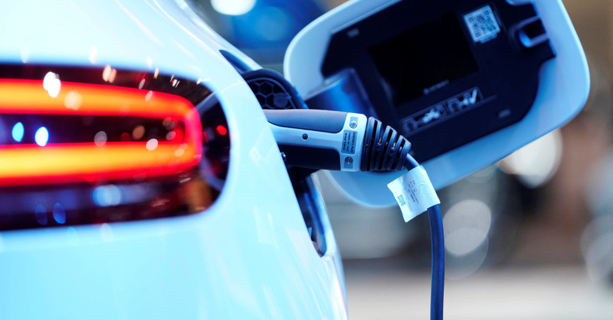 Elektrikli araçlar için yeni finansman modeli önerisi! Koray Öztopçu OtoSpor’da açıkladı