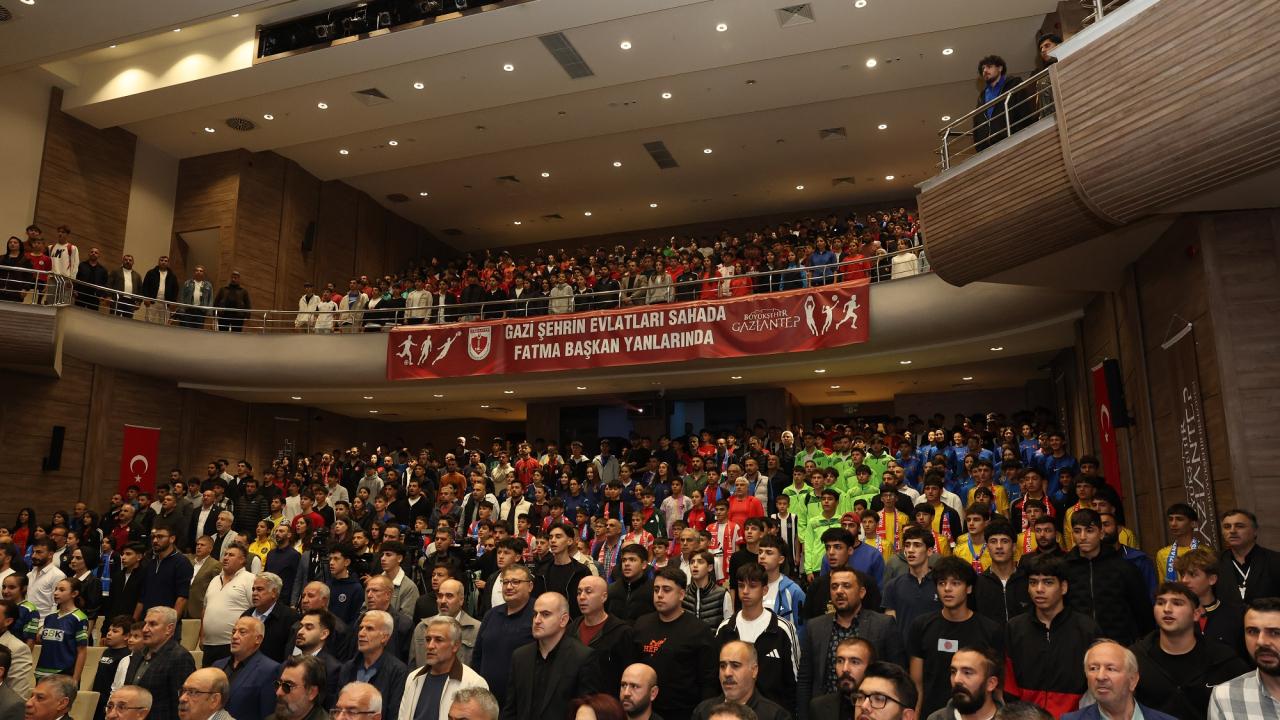 Gaziantep’te 115 spor kulübüne 14 milyon TL destek! Hedef dünya şampiyonluğu!