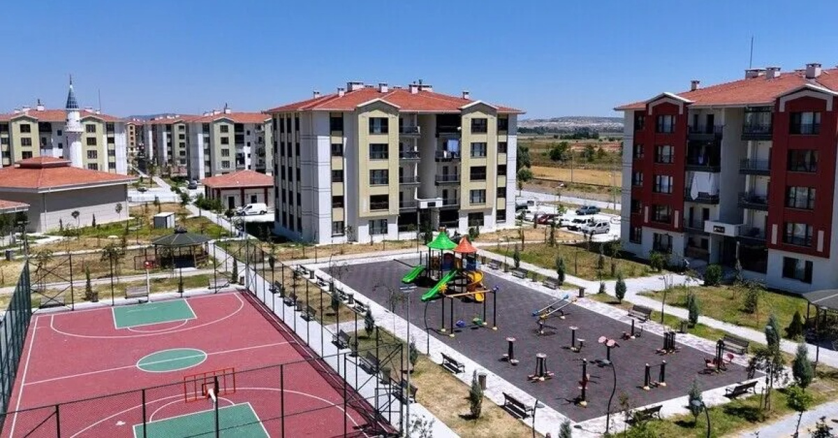 Türkiye genelinde 2 milyon 378 bin yapının kentsel dönüşümü tamamlandı